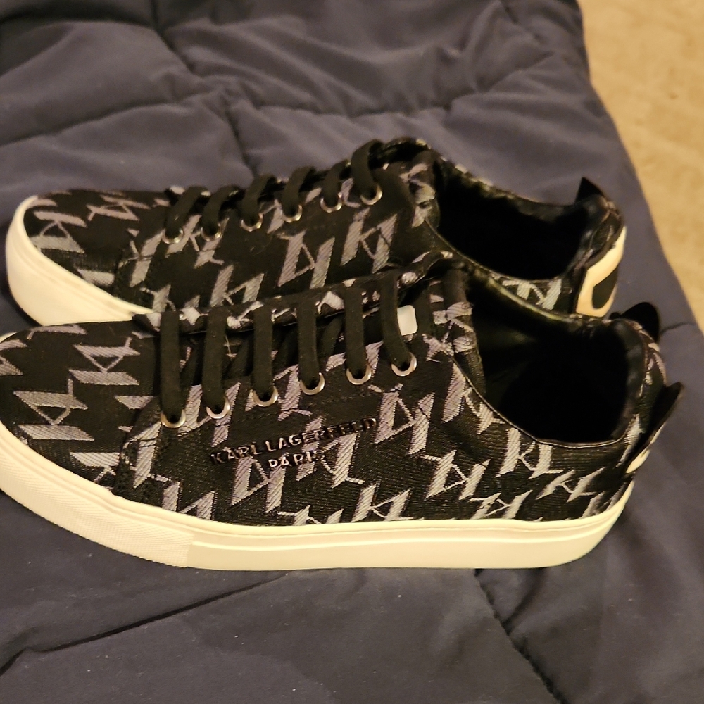 Karl Lagerfeld Chella Black and White Signature Low-Top Sneakers